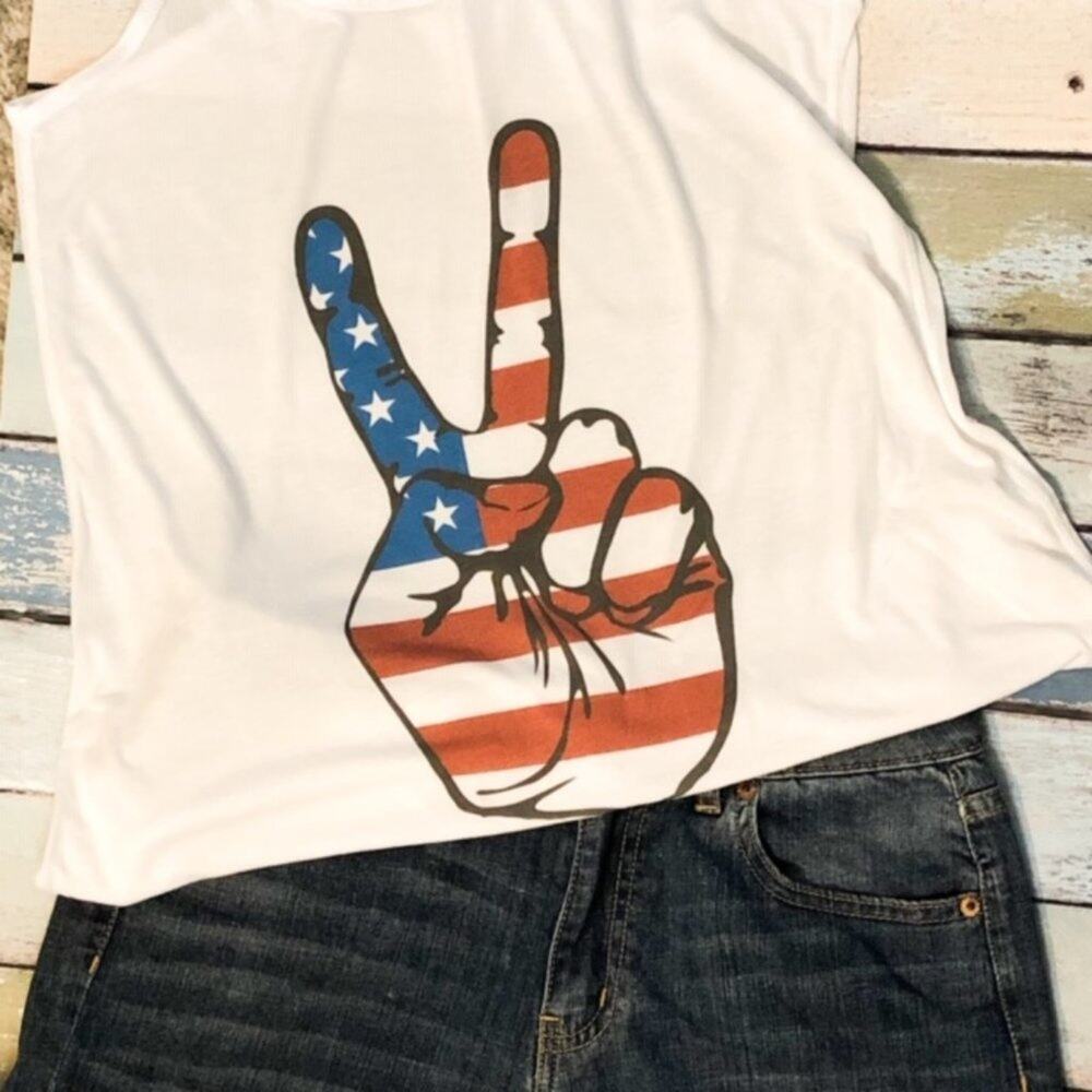 Bella Tank Top Women's American Flag Peace Sign Size Medium NWOT